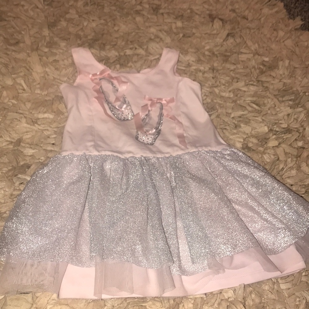 Size 4T. Super cute ballerina dress.